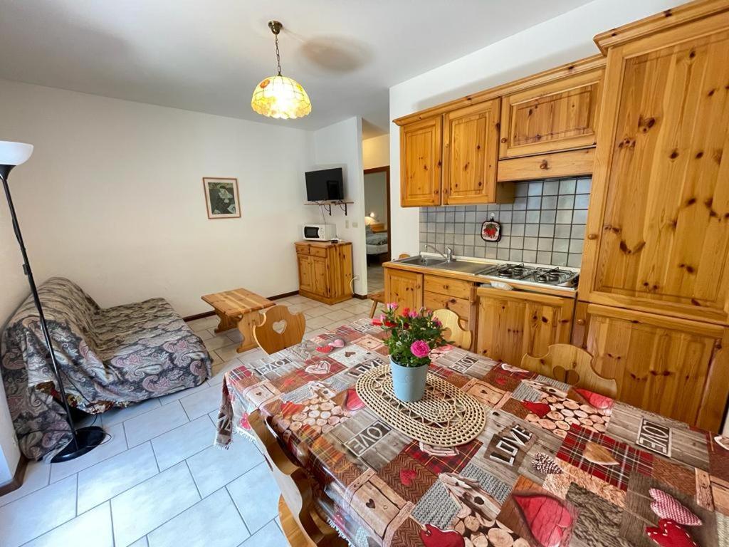 Appartamenti Vacanze Lagolo Lagolo di Calavino Eksteriør billede